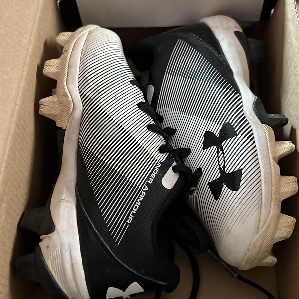 Under Armour toddler baseball cleats